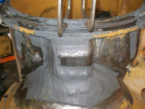 Caixa de engrenagem com rachadura reparado com Belzona 1111 (Super Metal)